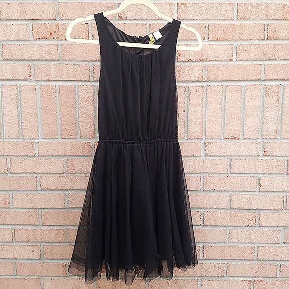 Divided H&M Black Sleeveless Mini Cocktail Dress Size 4 - Picture 6 of 7